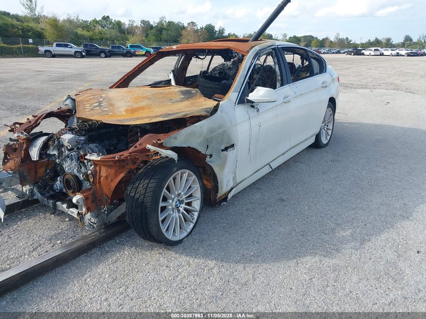 Vin: wbafr7c51bc802166, lot: 30832467, bmw 535i 20112