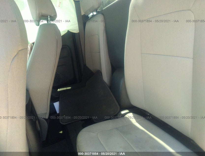 1GCHSBEA9J1250570