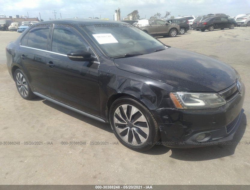 3VW637AJ8DM233173