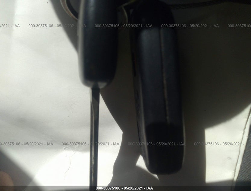 4T1BF3EK8AU040075
