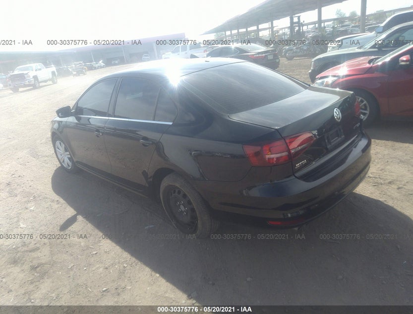 3VW2B7AJ4HM256425