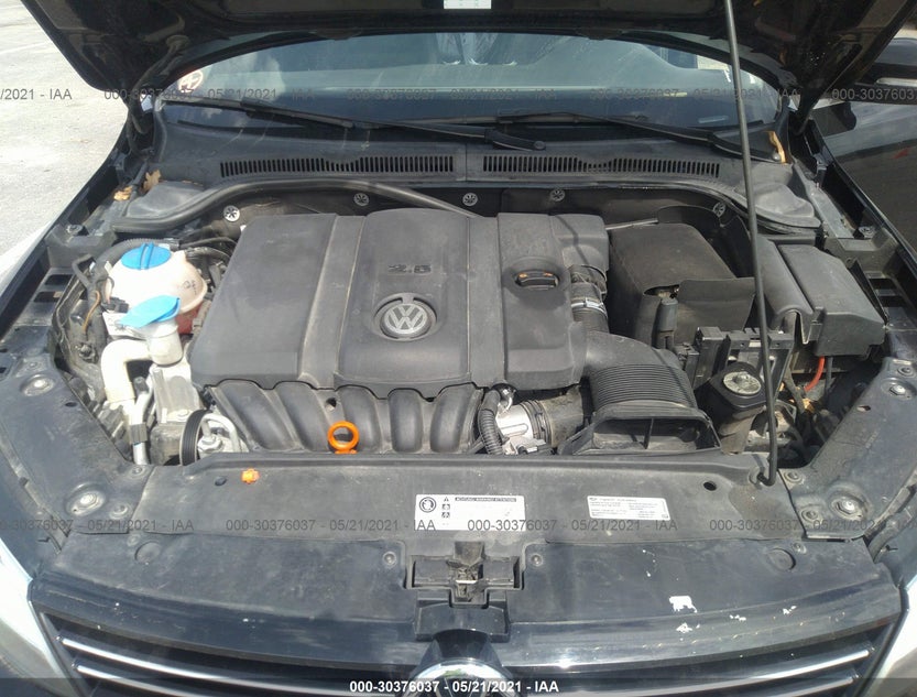 3VWDX7AJ5DM410175