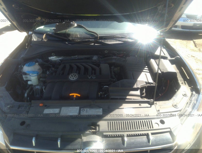 1VWCM7A31CC105987