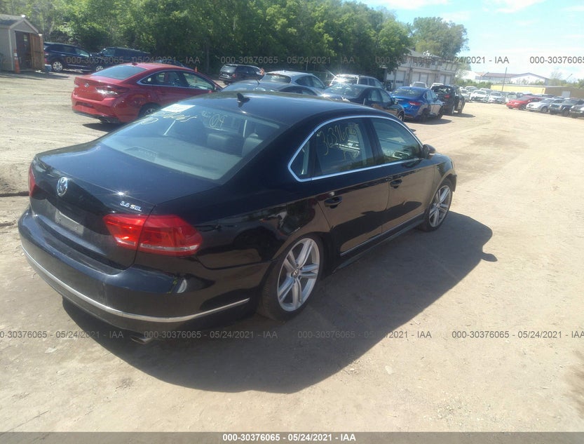 1VWCM7A31CC105987