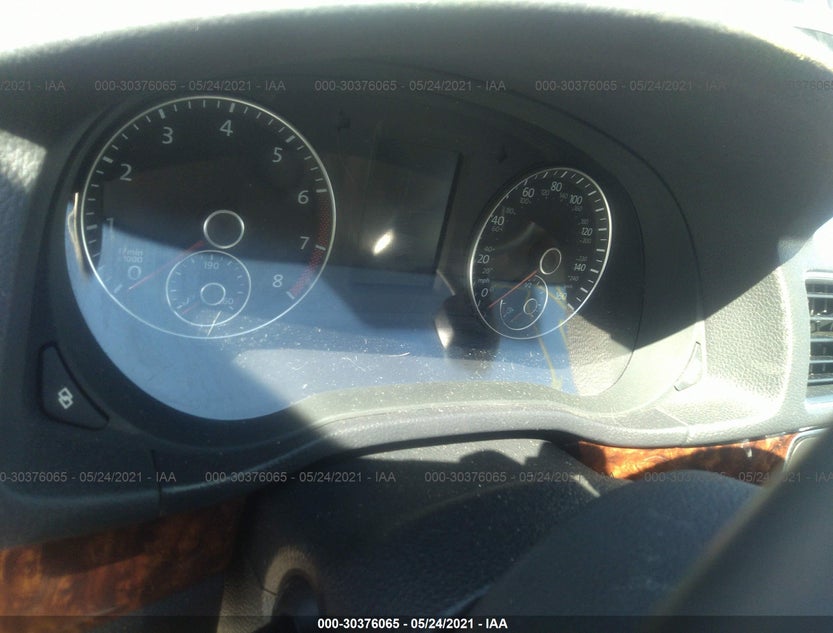 1VWCM7A31CC105987