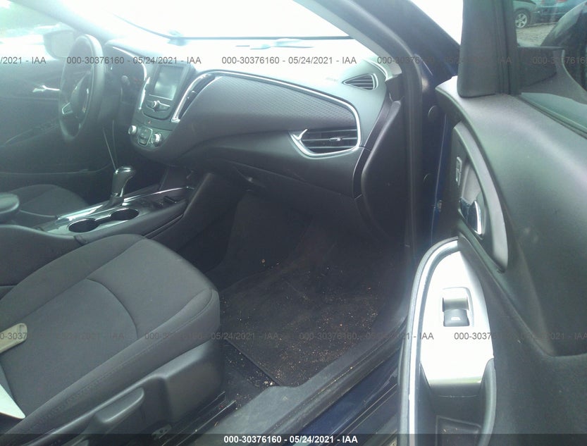 1G1ZD5ST5JF190014