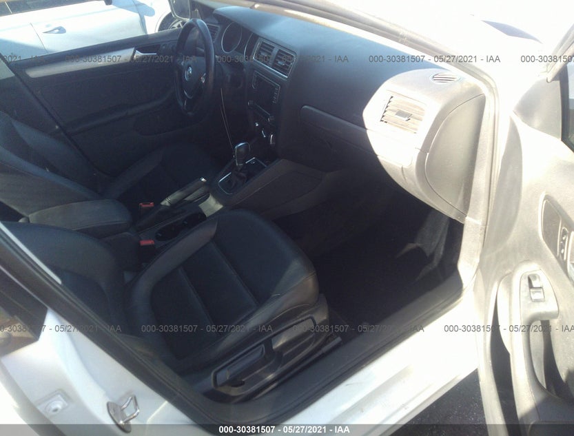 3VWDB7AJ1HM231488