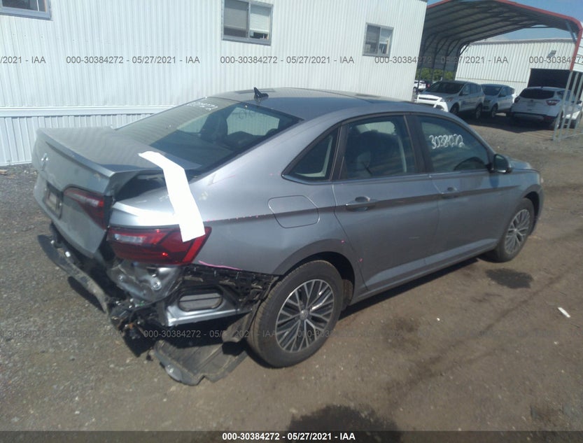 3VWCB7BU2LM067004