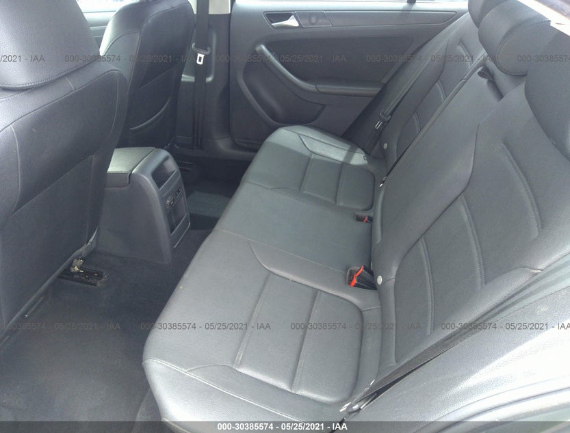 3VWDX7AJ2CM355747