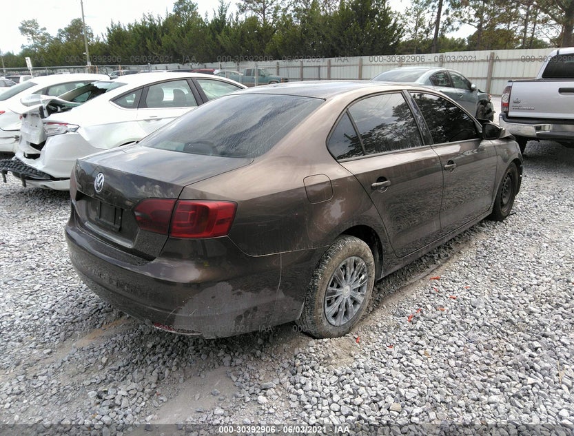 3VW2K7AJ7CM302113
