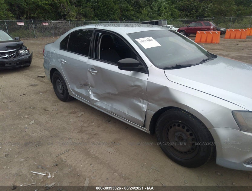 3VW2K7AJ9BM113221