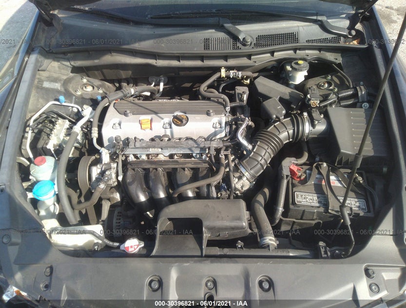 1HGCP2F30CA067302
