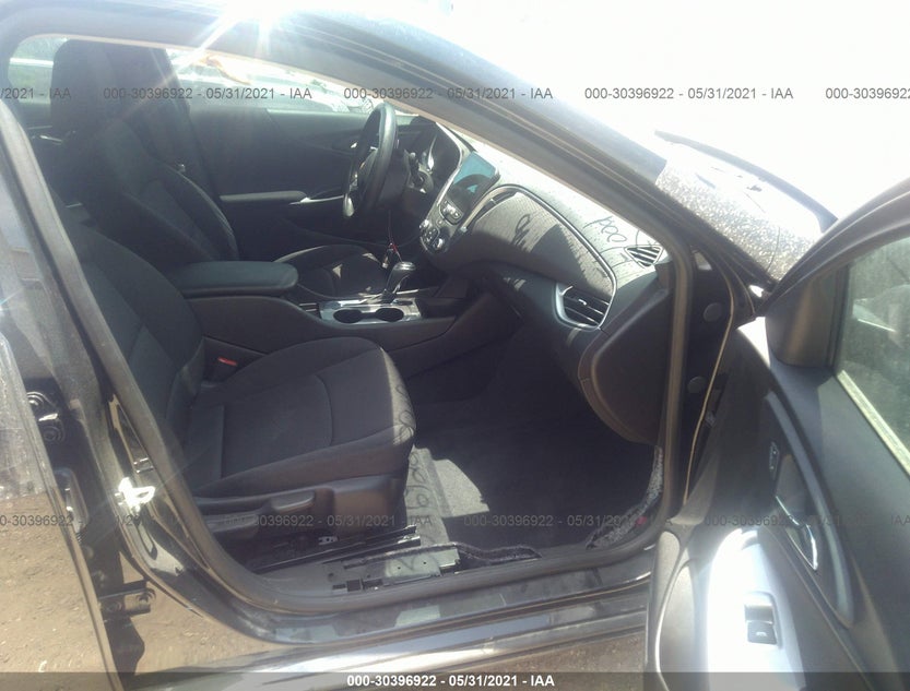 1G1ZB5ST3KF193095