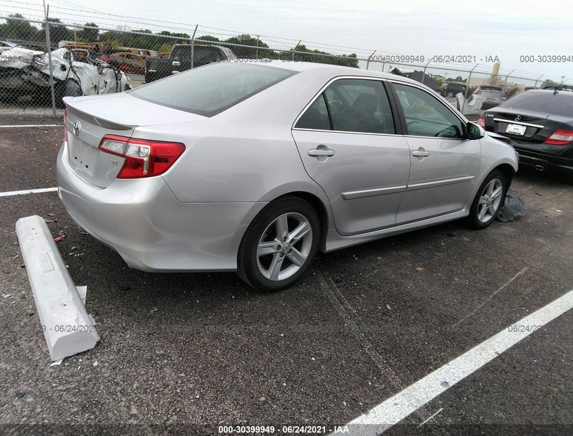 4T1BF1FK5CU588749