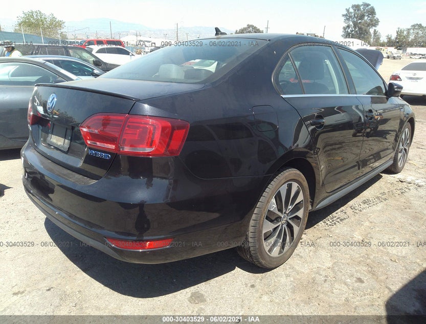 3VW637AJXDM217329