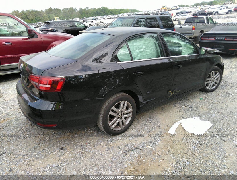 3VW2B7AJ7HM345373