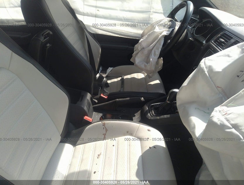 3VWD17AJ8GM401475