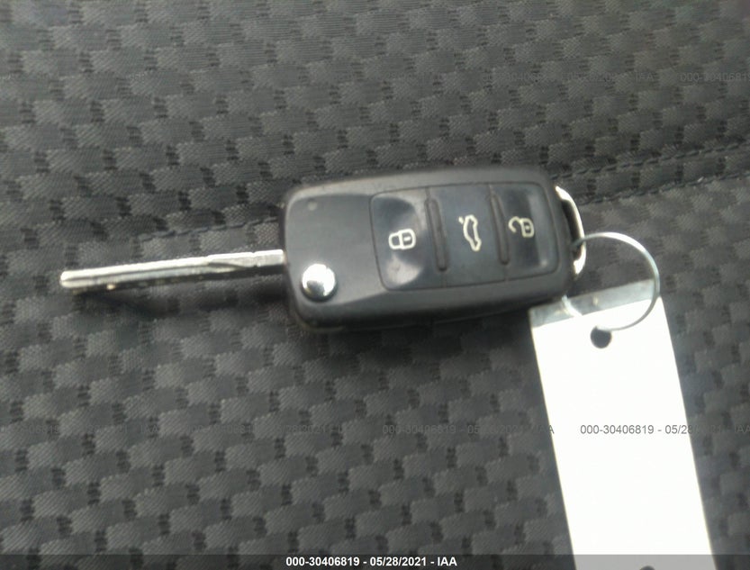 3VW1K7AJ5EM327753