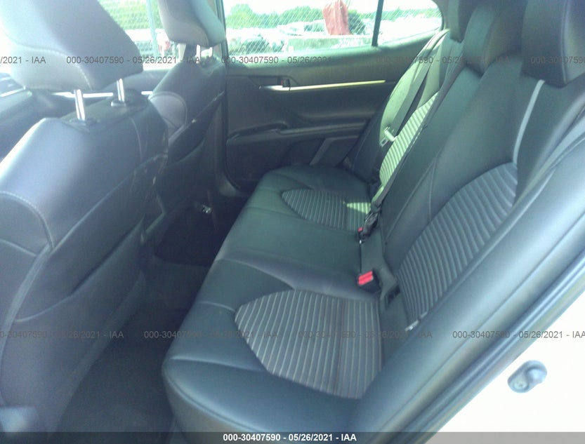 4T1B11HK1JU050851