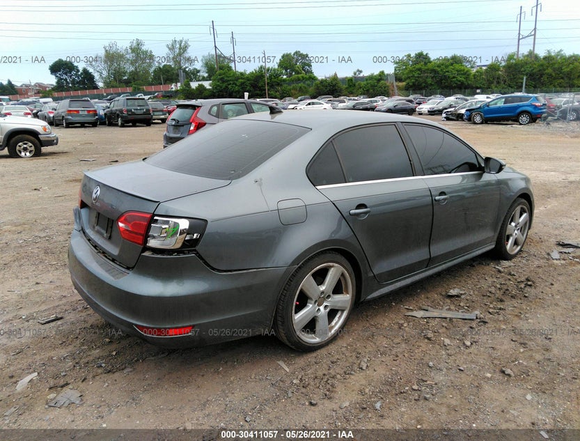 3VW4A7AJ8DM218380