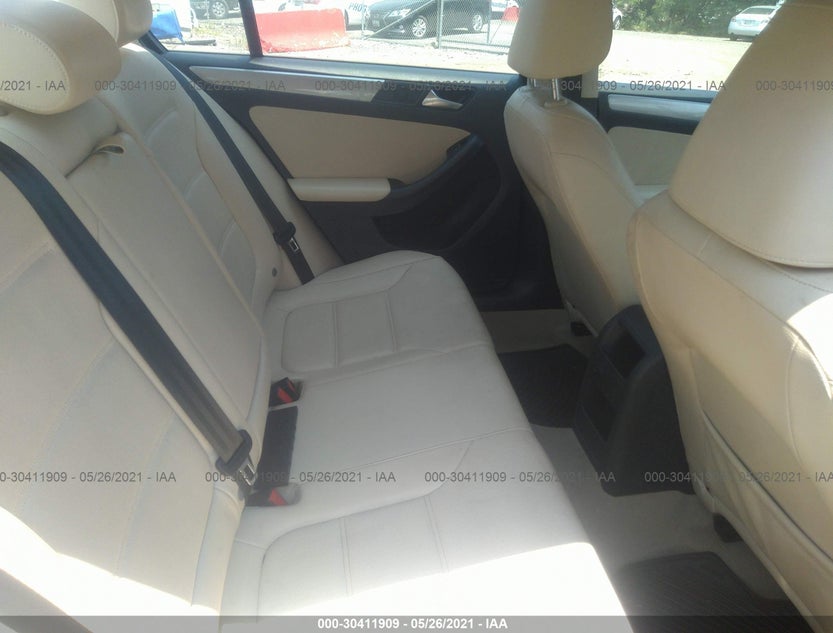 3VWD67AJ1GM242588