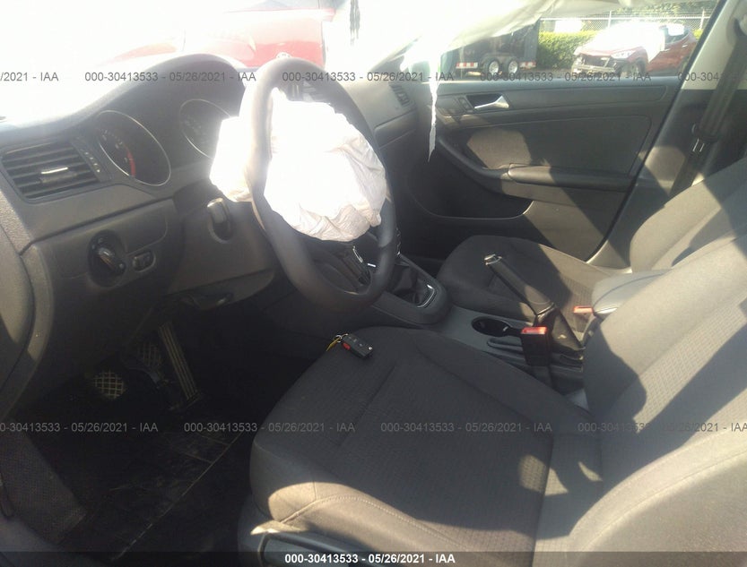 3VW1K7AJ4FM424377