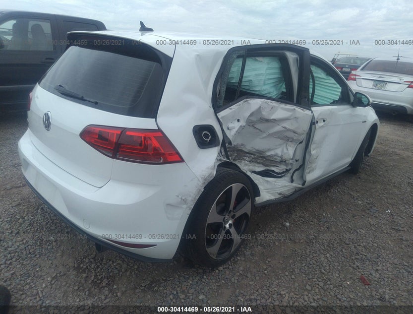 3VW447AU1HM022675