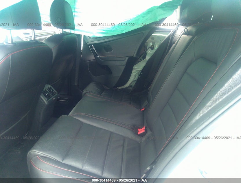 3VW447AU1HM022675