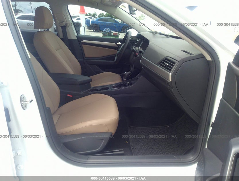 3VWC57BU0KM026280