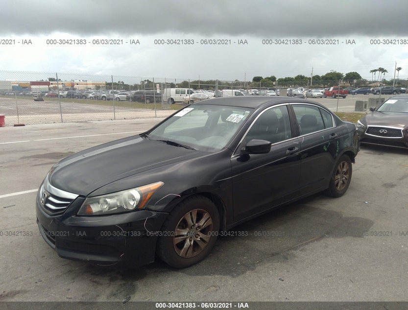 1HGCP2F63CA200807