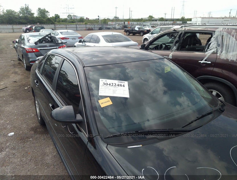 2G1WB5E30D1181589