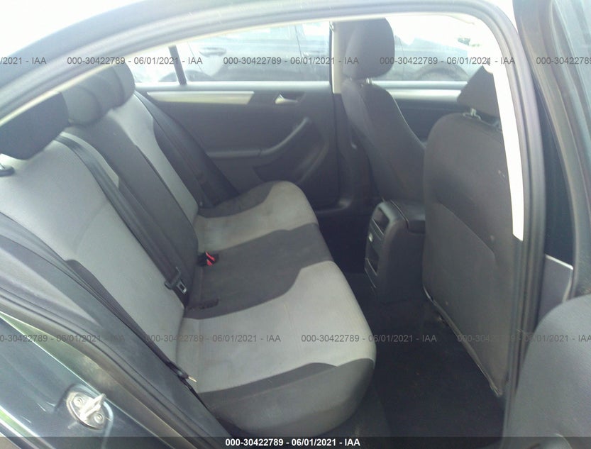 3VW167AJ1HM358460