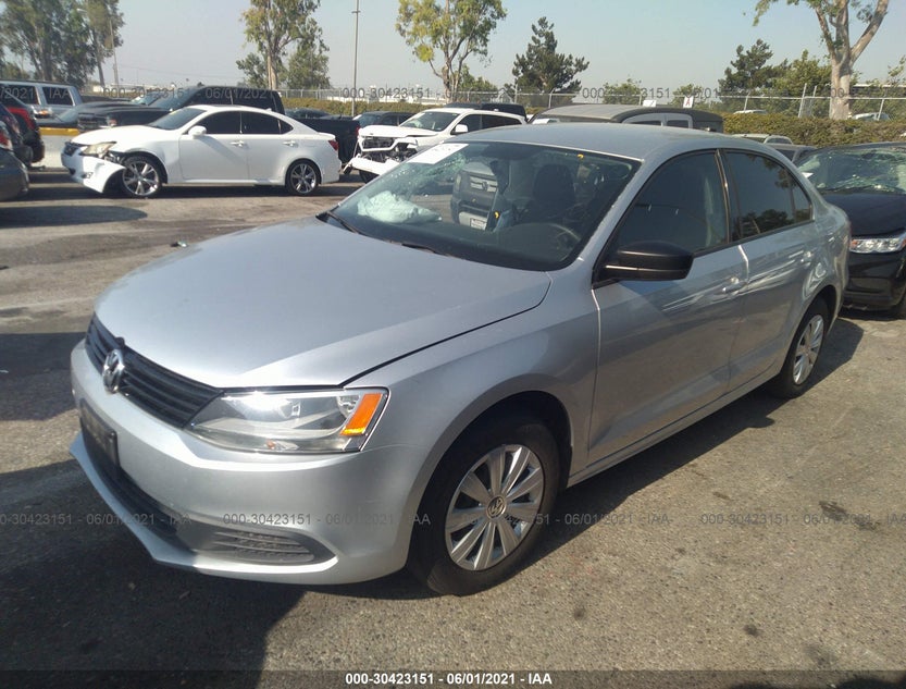 3VW2K7AJ8EM304195