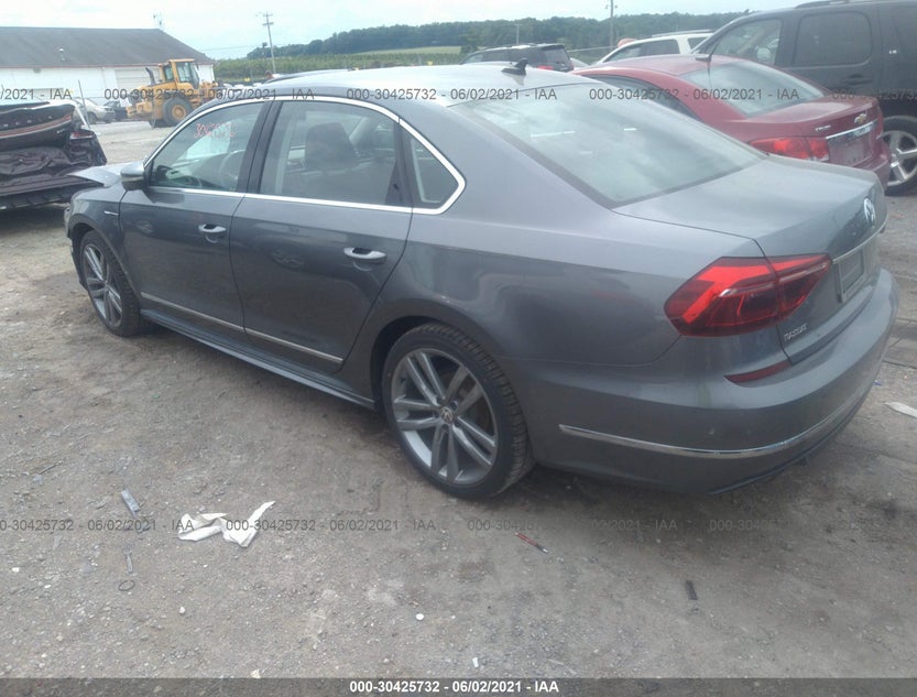 1VWDT7A38HC043860