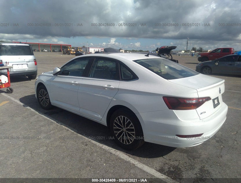 3VWCB7BU2KM267993