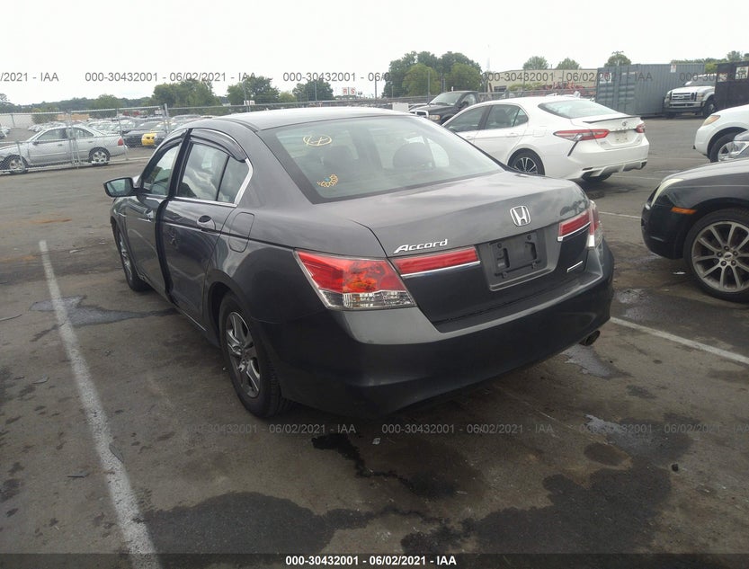 1HGCP2F61CA148206