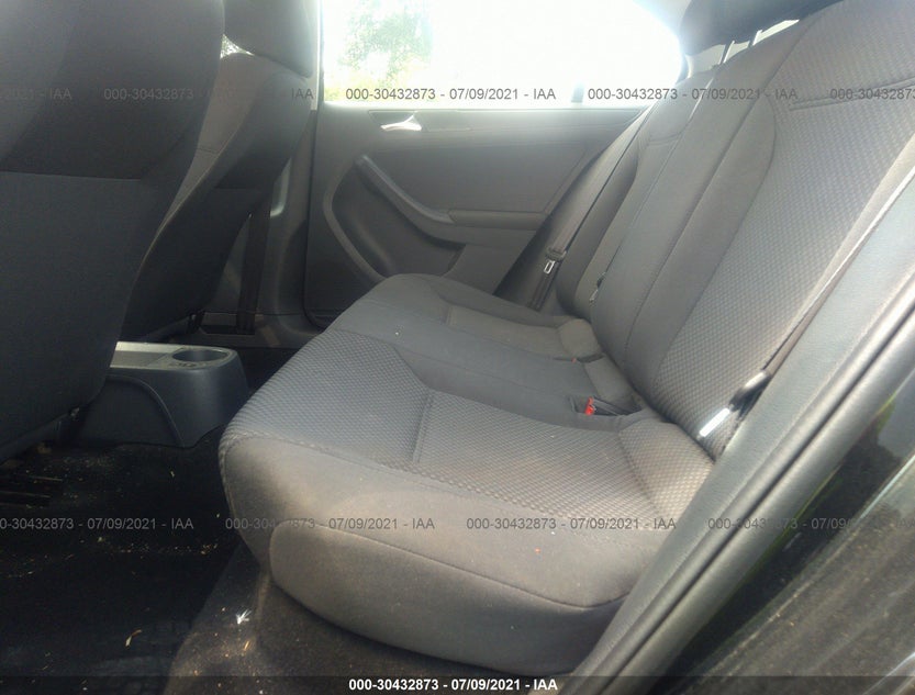 3VW2K7AJ4BM090138