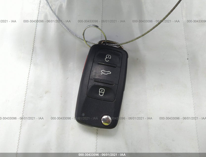 3VWDB7AJ2HM413703