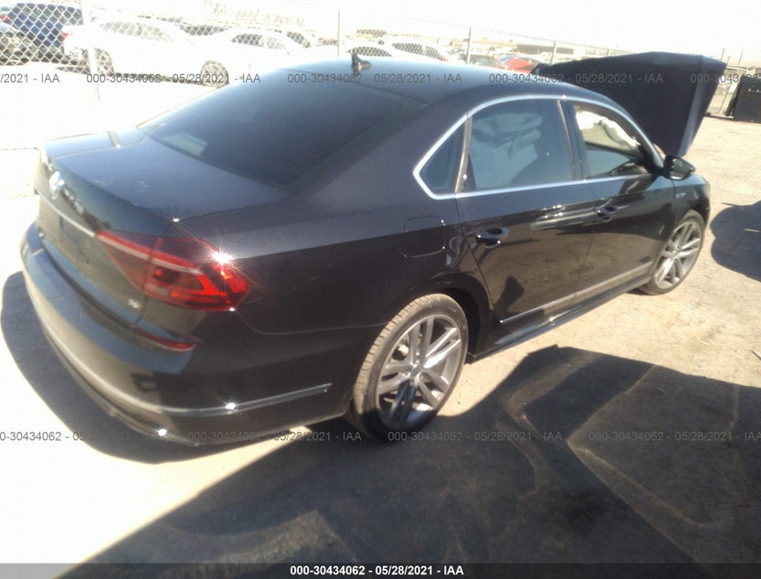 1VWDT7A39HC078455