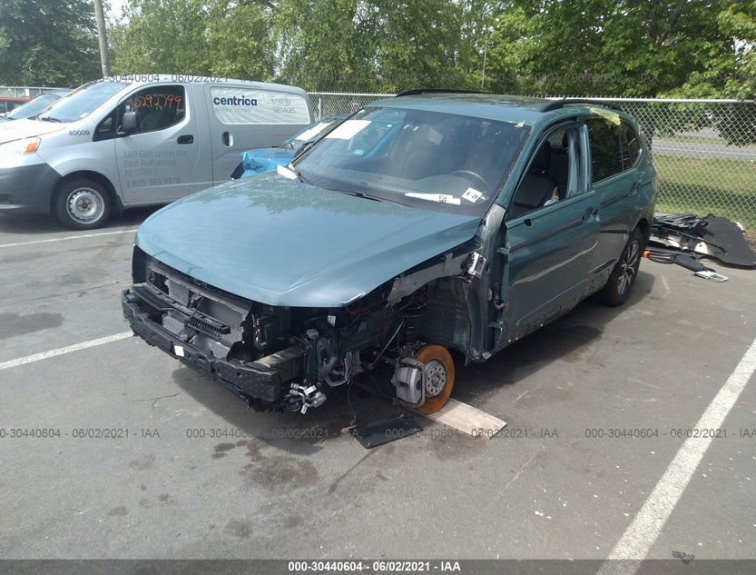 3VV2B7AX3KM135904