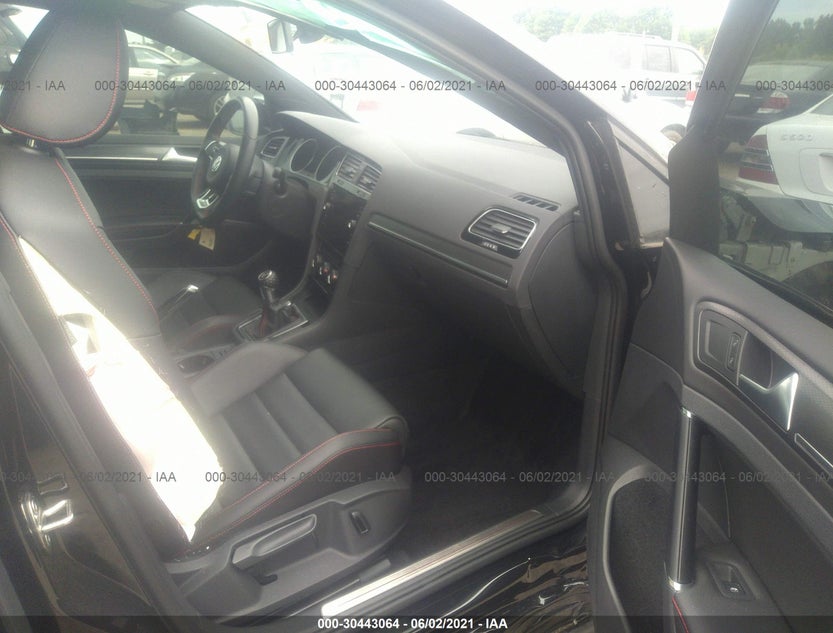 3VW547AU0JM290465
