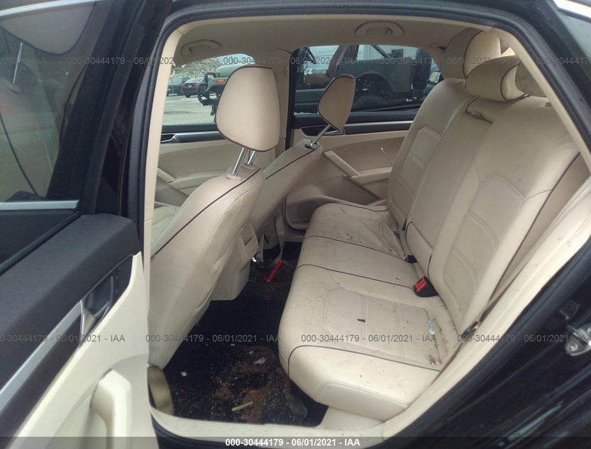 1VWDT7A39HC003240