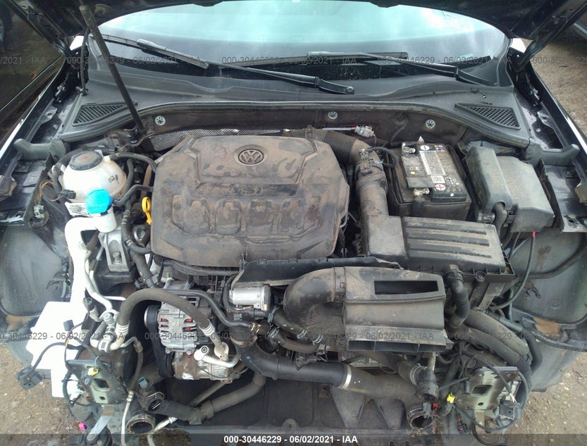 1VWLA7A31KC006495