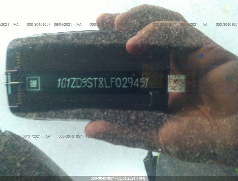 1G1ZD5ST8LF029451