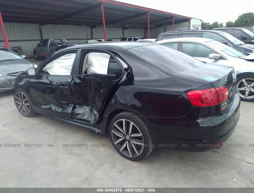 3VW2K7AJ3EM335824