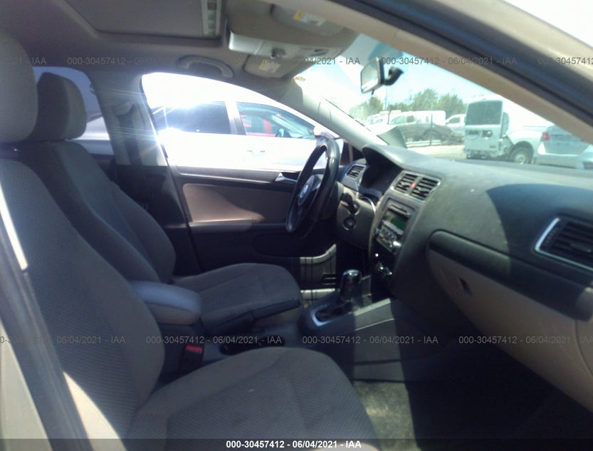 3VW2K7AJ2DM231940