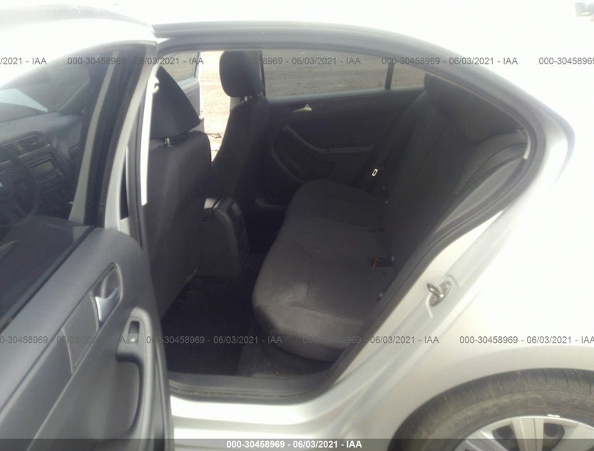 3VW2K7AJ8EM392147