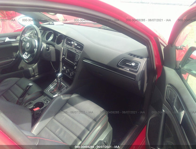 3VW447AU4HM048462