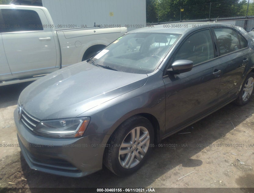 3VW2B7AJ7JM215082