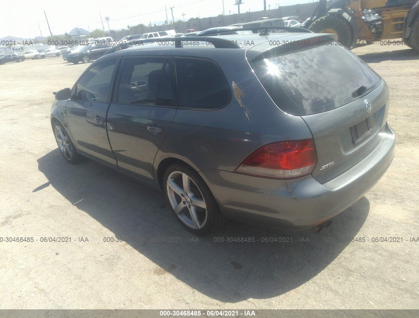 3VWPP7AJXCM632528